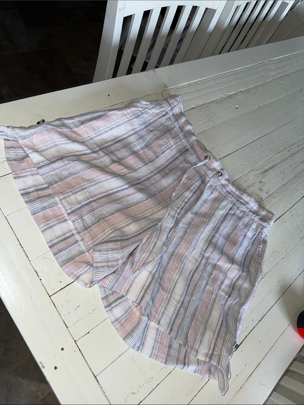 Liquid X Striped Linen-Blend Shorts in Pastel Pink & Gray Lg EUC